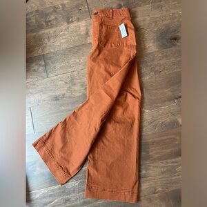 NWT Women’s High-Waisted Cropped Wide Leg Pant